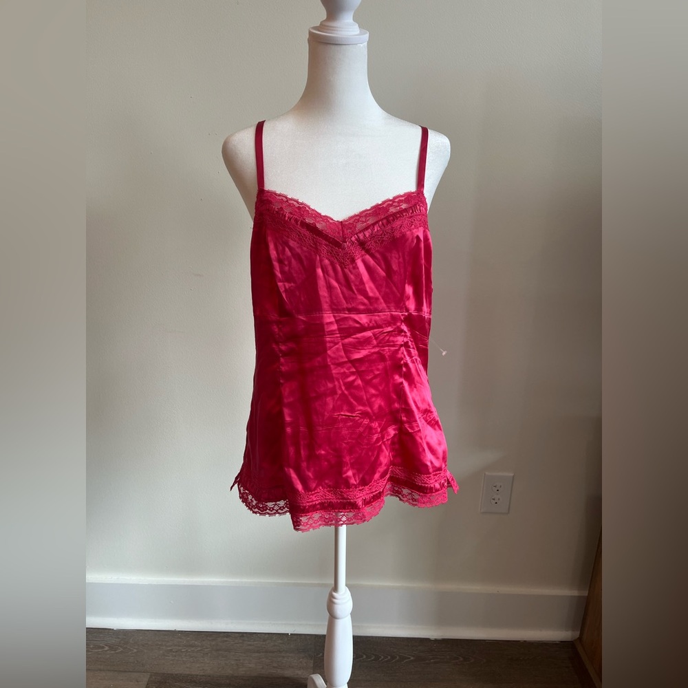 White House Black Market Fuchsia Silk Lace Tank